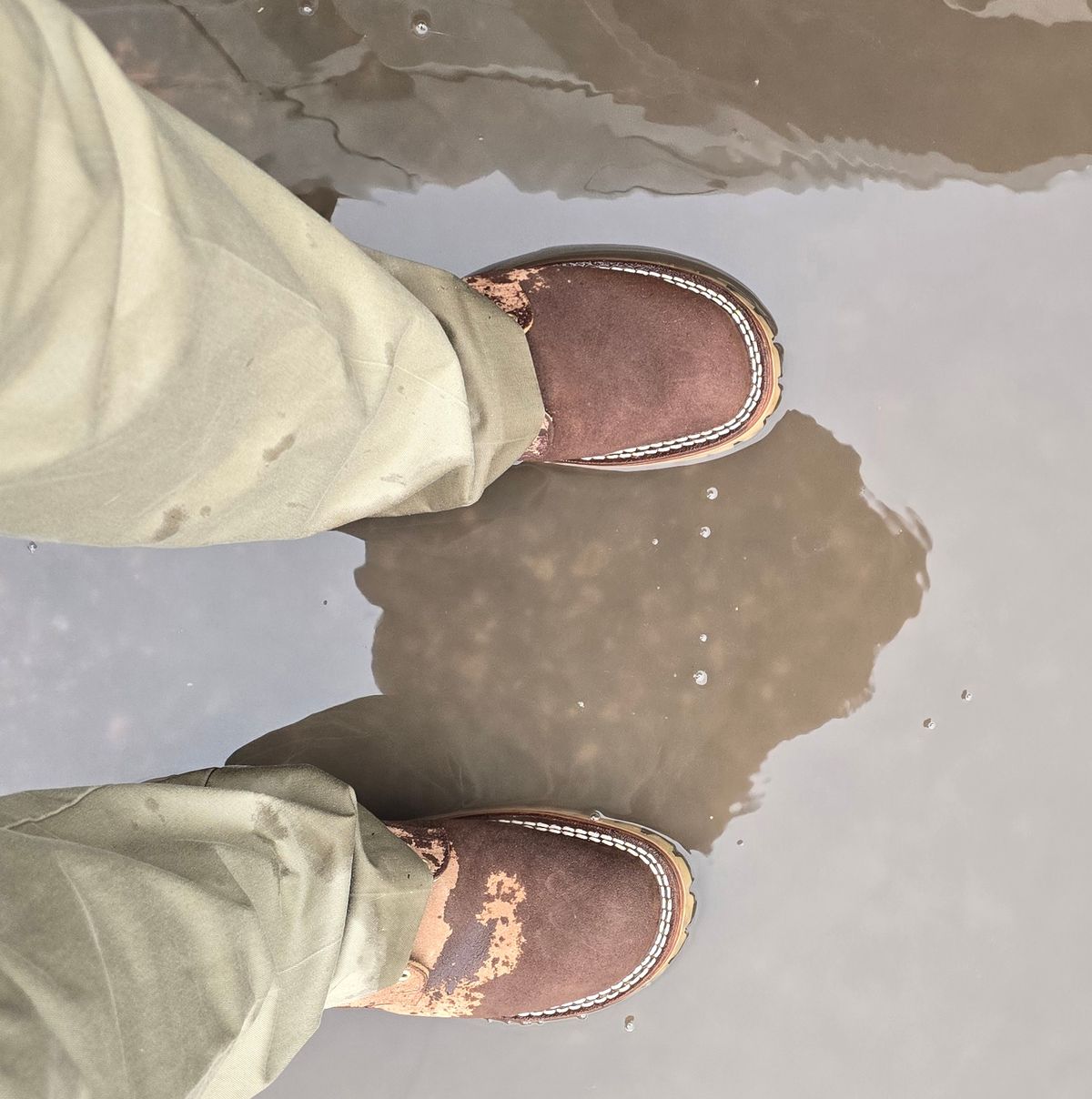 Photo by gtealcr on June 3, 2026 of the Nicks X Heat Straps Upperducker in Nicks Seidel 64 Tan Roughout & Heatstraps Cotton Canvas.
