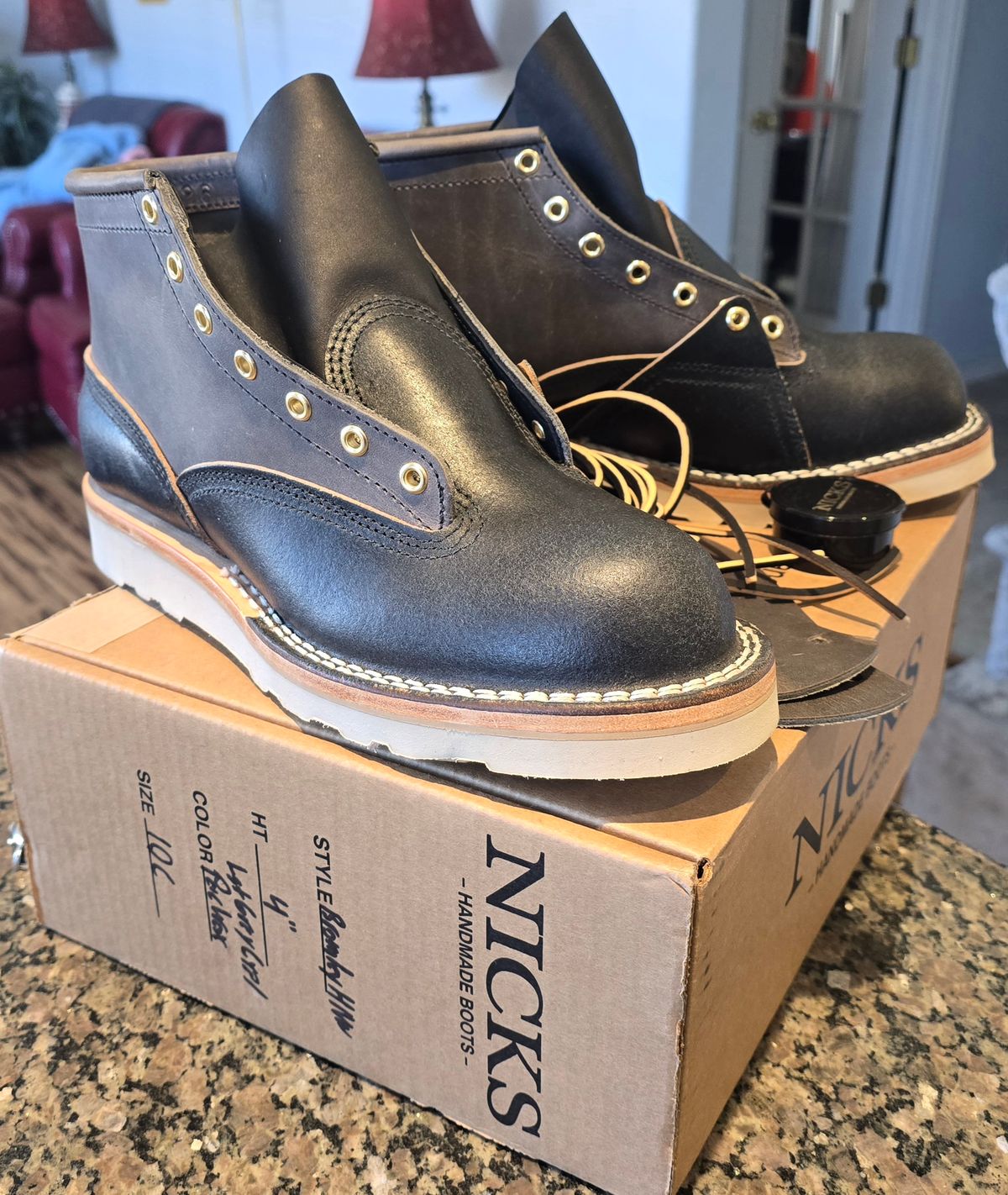 Photo by gtealcr on May 8, 2026 of the Nicks Nicks X Stitchdown Bromley in Horween Pacific Waxed Flesh & Horween Cypress Light Grey.