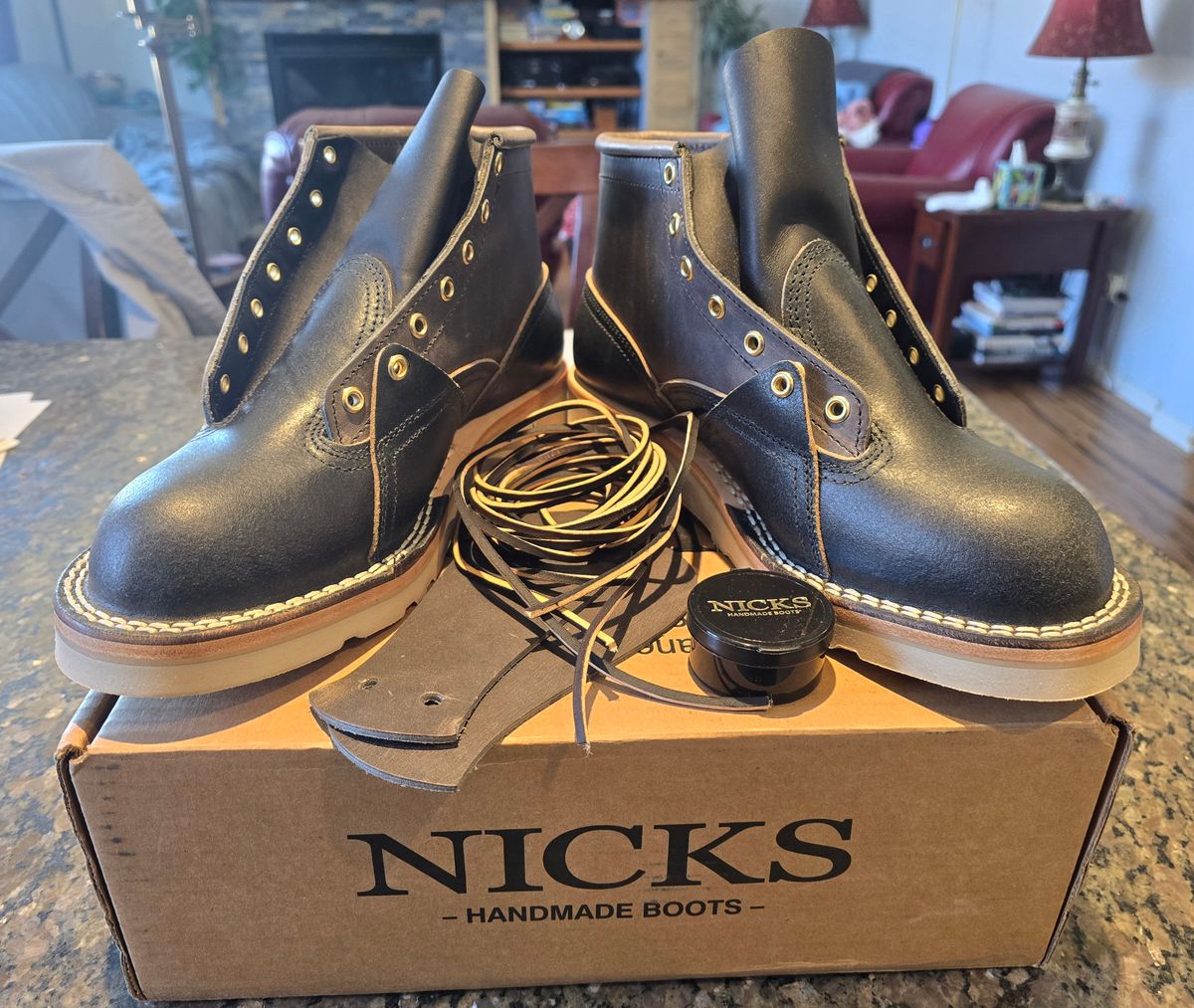 Photo by gtealcr on May 8, 2026 of the Nicks Nicks X Stitchdown Bromley in Horween Pacific Waxed Flesh & Horween Cypress Light Grey.