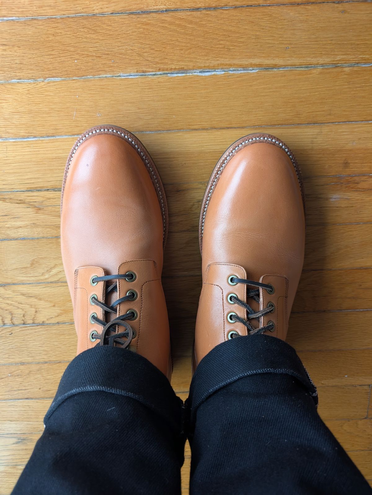 Photo by RustLust on December 19, 2025 of the Grant Stone Diesel Boot in Horween Tan Essex.