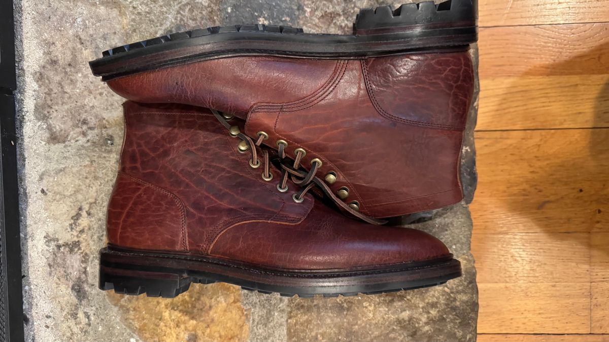 Photo by bigsmallies on November 1, 2024 of the Grant Stone Diesel Boot in Seidel Walnut Bison.