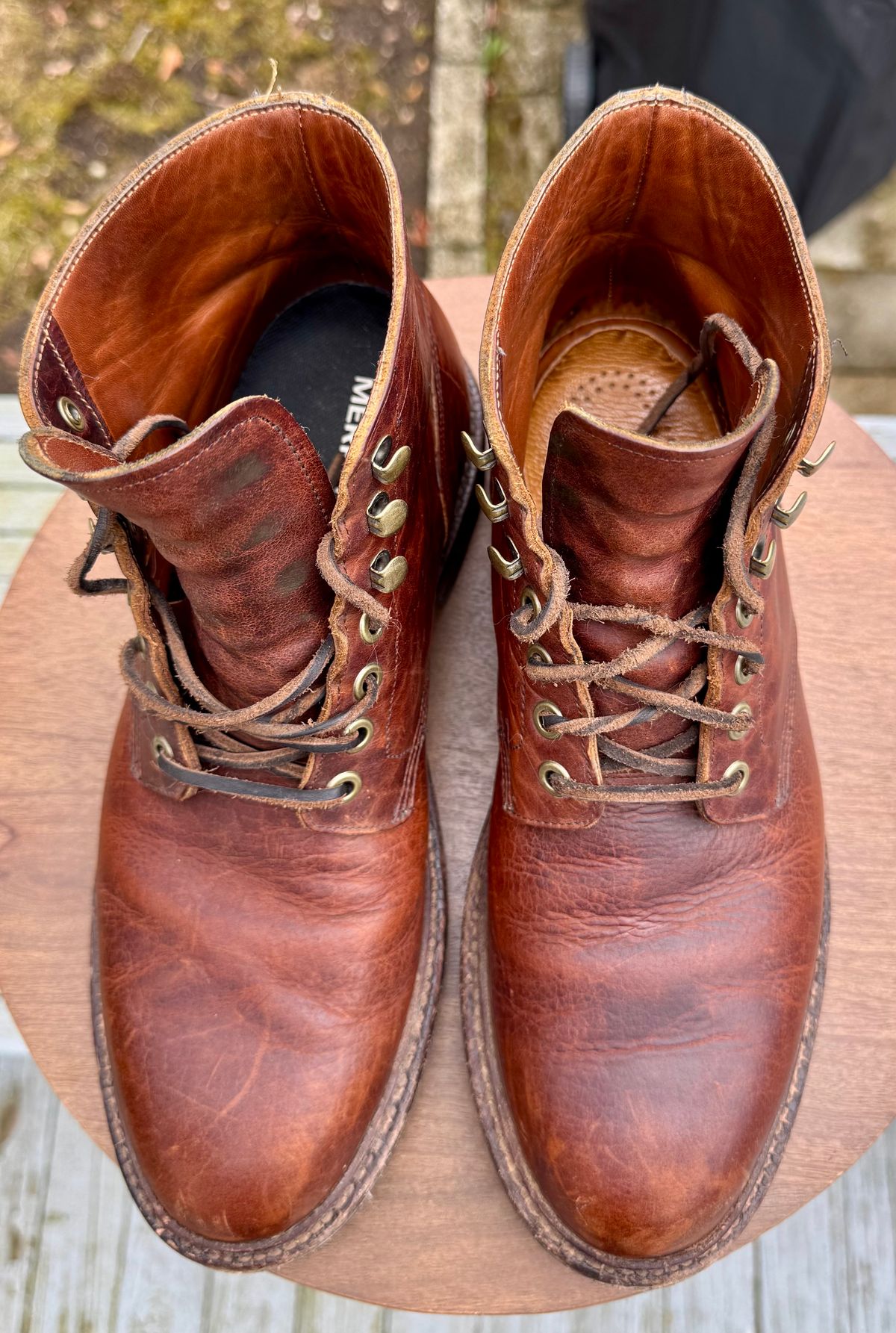 Photo by bigsmallies on March 30, 2025 of the Grant Stone Diesel Boot in Seidel Walnut Bison.