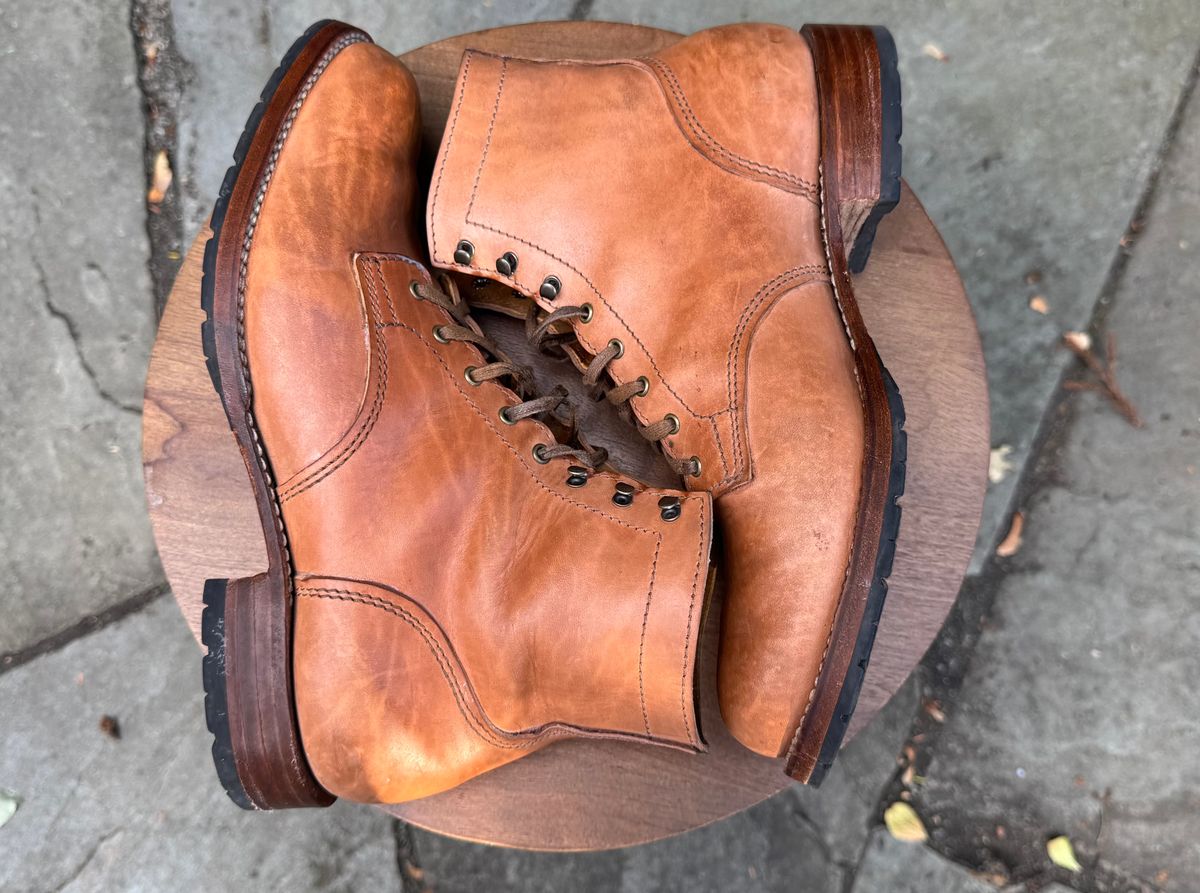 Photo by bigsmallies on November 1, 2025 of the Oldspeed Custom Model in Horween Russet Horsehide Strips.