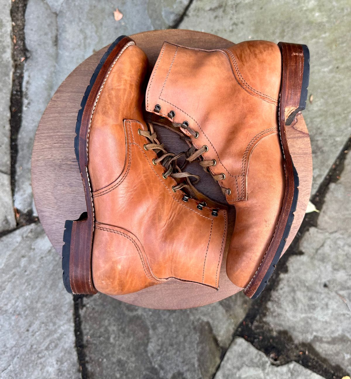 Photo by bigsmallies on December 1, 2025 of the Oldspeed MFG Custom Model in Horween Russet Horsehide Strips.