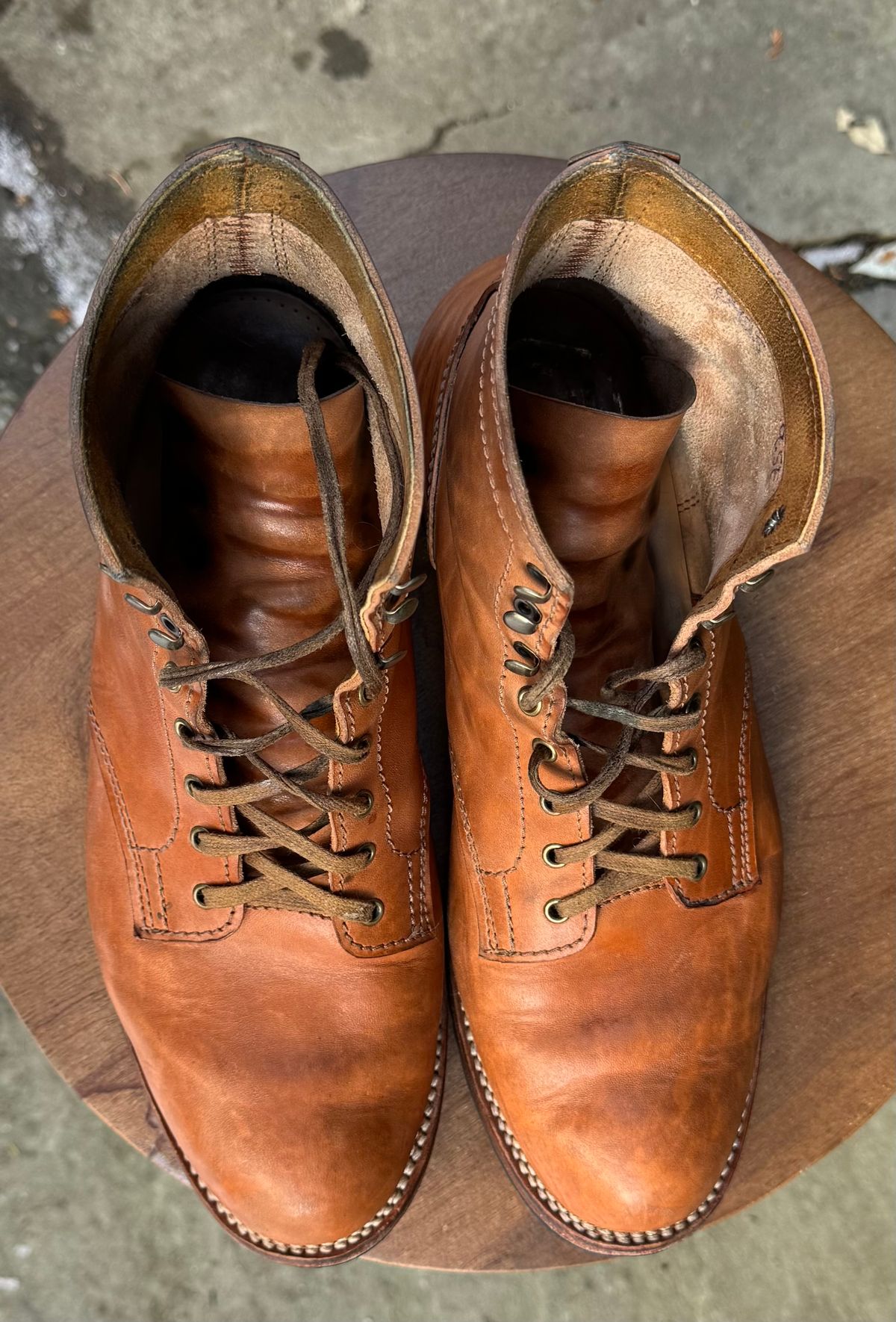 Photo by bigsmallies on January 4, 2026 of the Oldspeed MFG Custom Model in Horween Russet Horsehide Strips.