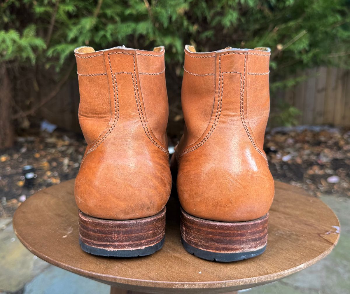 Photo by bigsmallies on January 4, 2026 of the Oldspeed MFG Custom Model in Horween Russet Horsehide Strips.