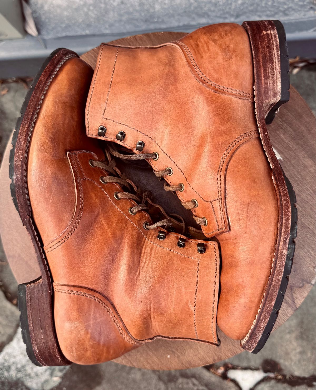 Photo by bigsmallies on January 4, 2026 of the Oldspeed MFG Custom Model in Horween Russet Horsehide Strips.