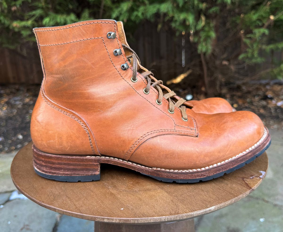 Photo by bigsmallies on January 4, 2026 of the Oldspeed MFG Custom Model in Horween Russet Horsehide Strips.