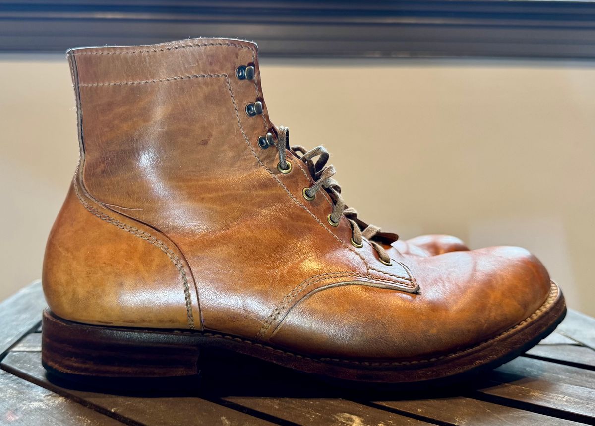 Photo by bigsmallies on April 5, 2026 of the Oldspeed MFG Custom Model in Horween Russet Horsehide Strips.