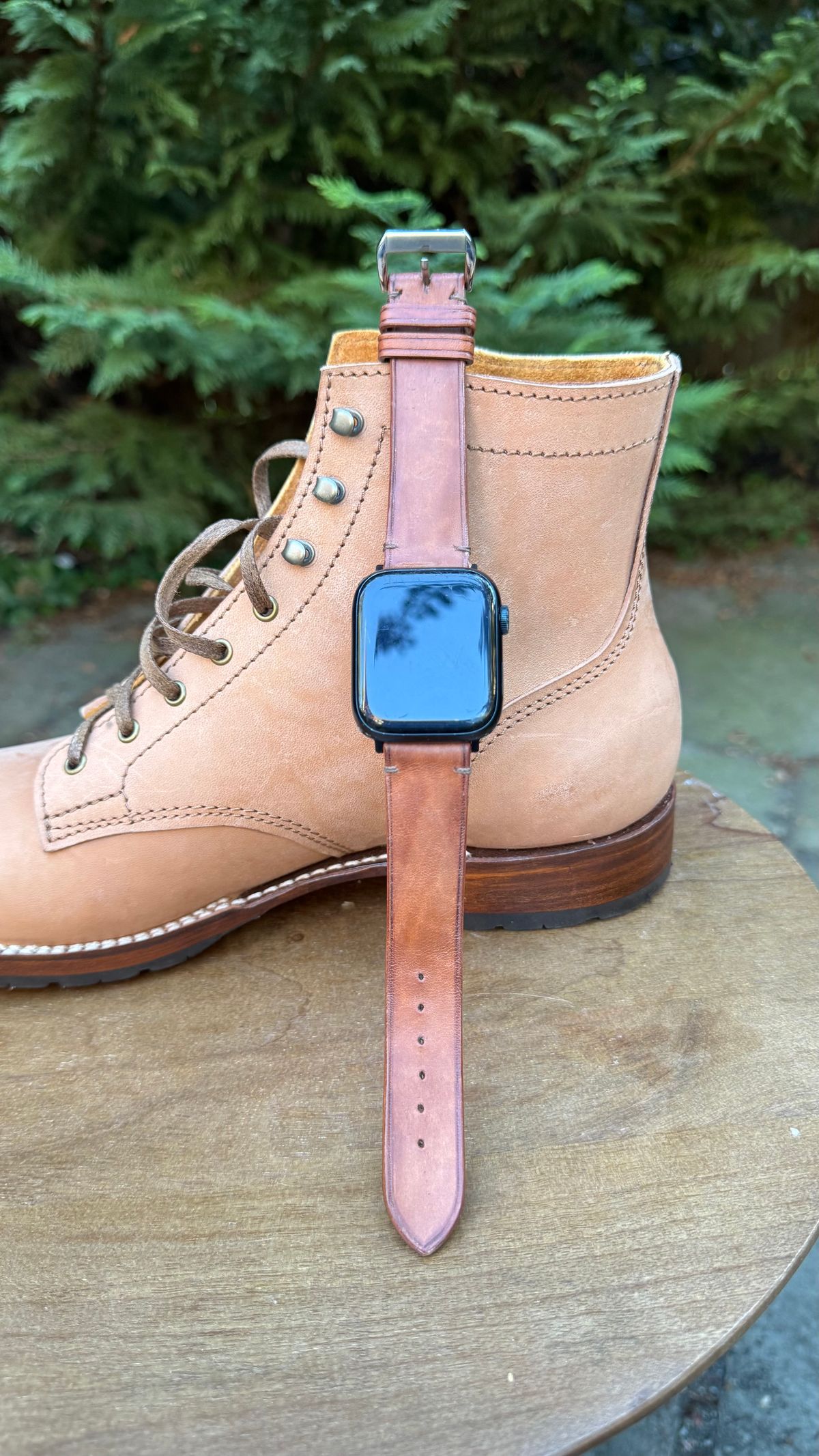 Photo by bigsmallies on October 1, 2025 of the Ifticar Watch Strap in Horween Russet Horsehide Strips.