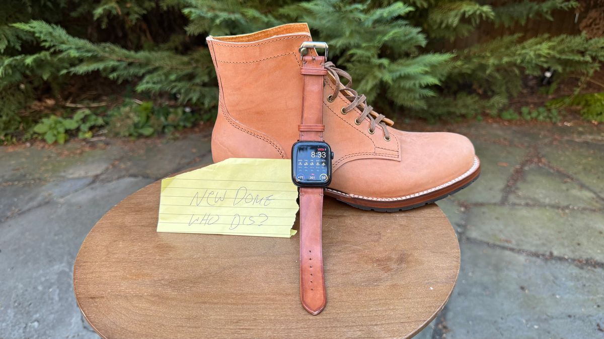 Photo by bigsmallies on October 1, 2025 of the Ifticar Watch Strap in Horween Russet Horsehide Strips.