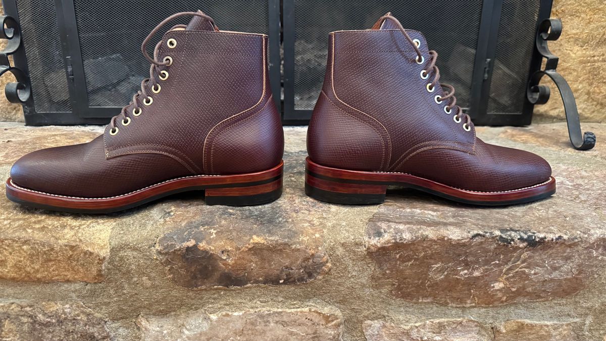 Photo by bigsmallies on November 1, 2024 of the Briselblack The Catcher in Horween Saddle Brown Hatch Grain.