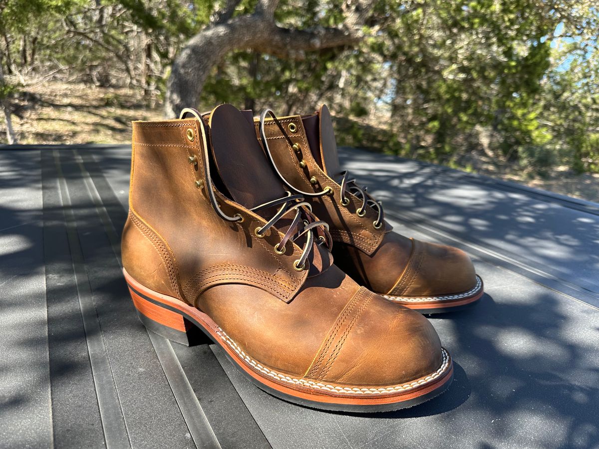 Photo by Sasquatch430 on February 19, 2024 of the Nicks Charley in Horween Orange Predator.