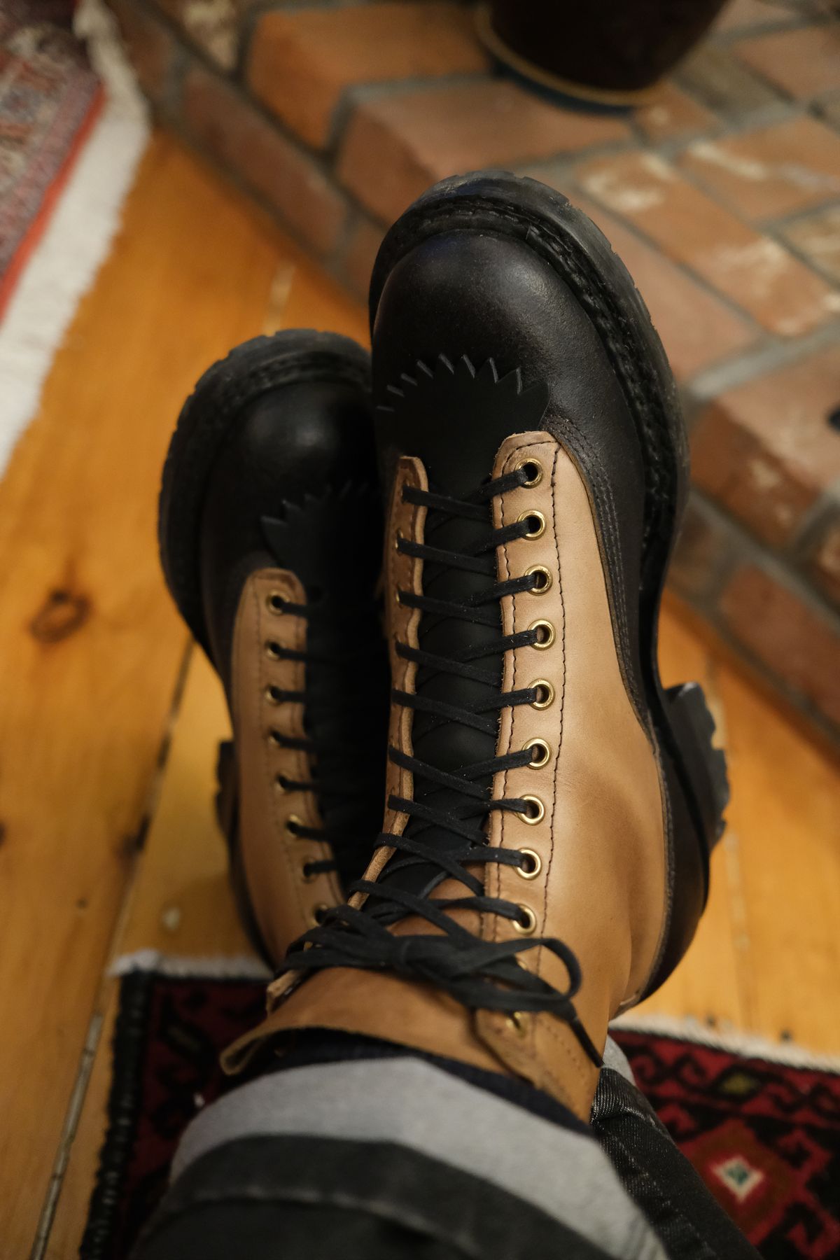 Photo by Fardad on March 6, 2025 of the White's x Division Road LTT Logger 375 in Horween Natural Chromexcel & Horween Black Waxed Flesh.