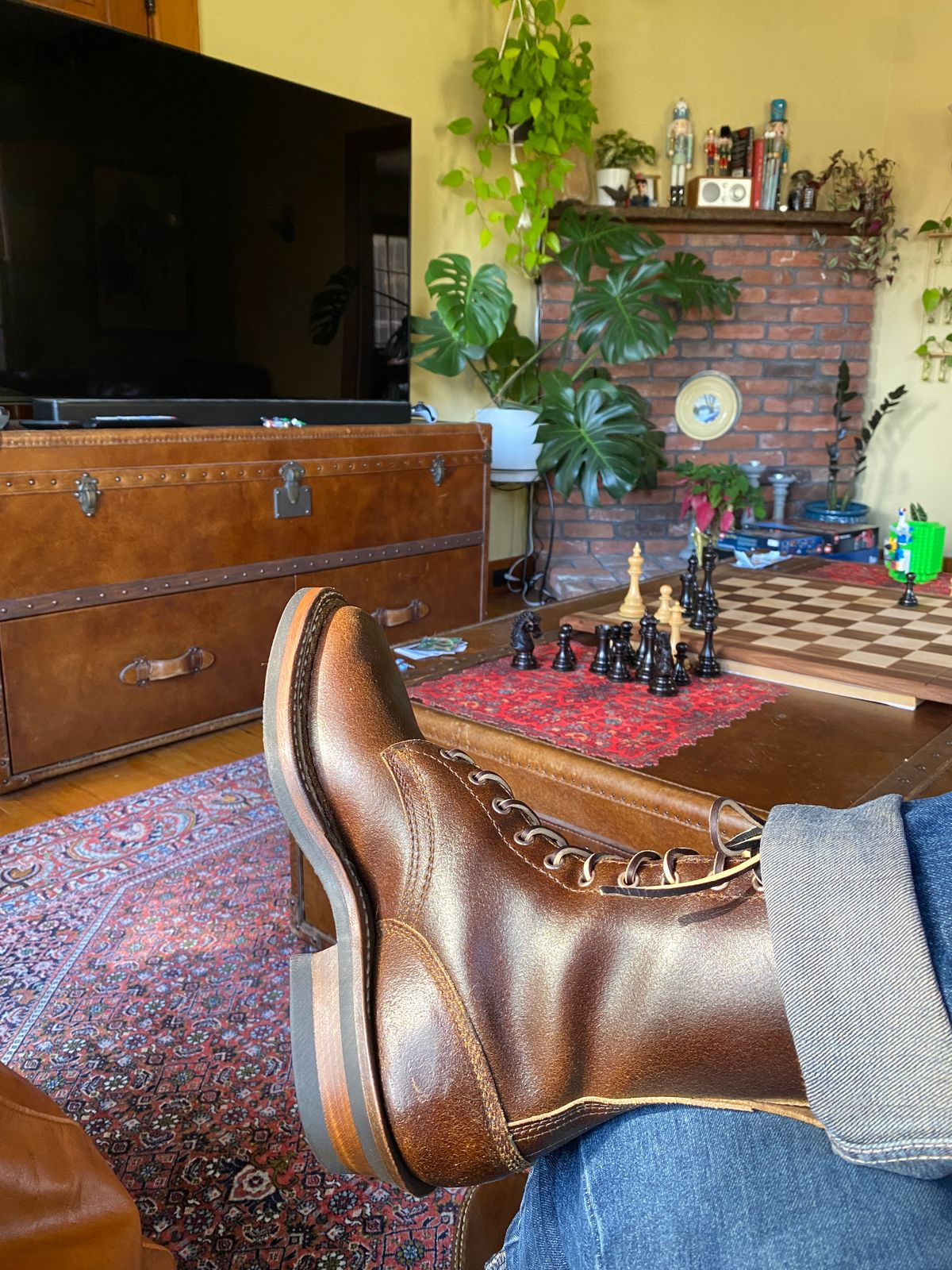 Photo by Fardad on October 23, 2025 of the White's 375 in Horween Cinnamon Waxed Flesh.