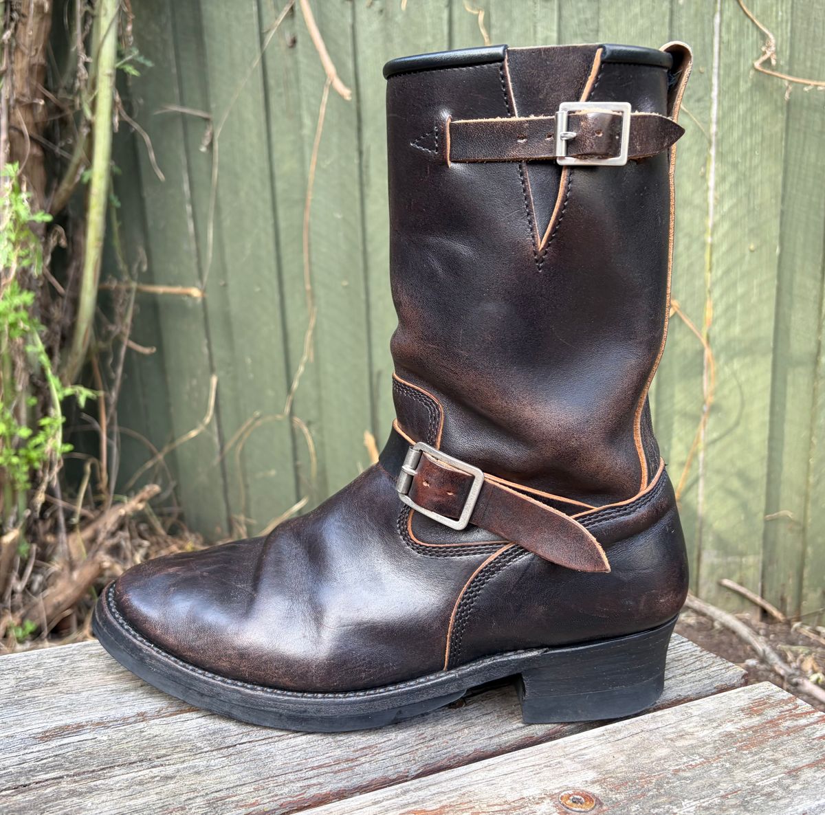 Photo by feathers1ut on April 26, 2026 of the Addict Boots AB-01 Engineer Boots in Black Dye-Finished Horsehide & Maryam Black Horsebutt.