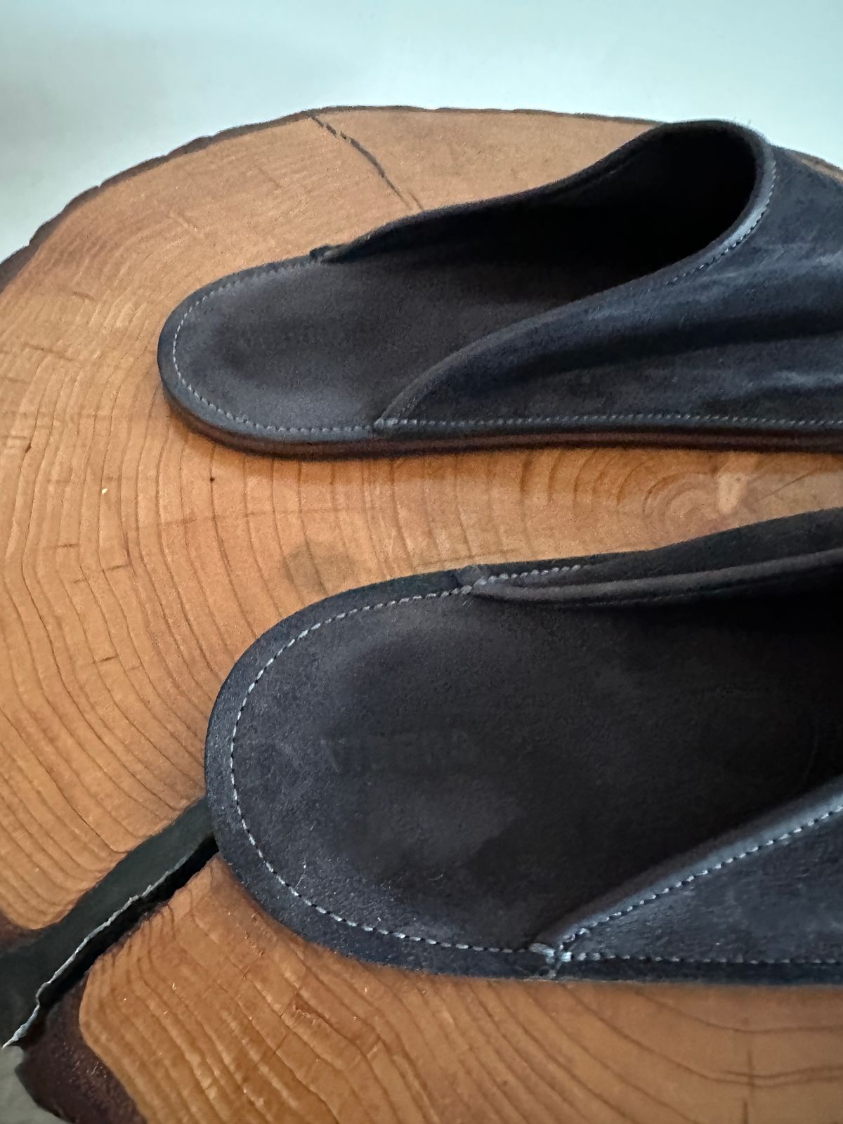 Photo by Thehambergerlar on February 7, 2024 of the Viberg Slide in C.F. Stead Navy Janus Calf Suede.