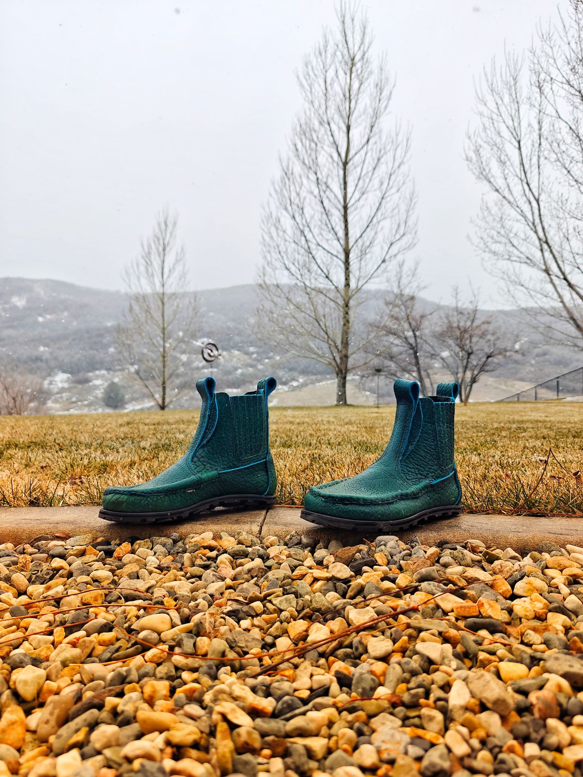 Photo by x24sousa on January 28, 2026 of the X24 Leathers Sasquatch in Law Tanning Teal Shrunken Bison.