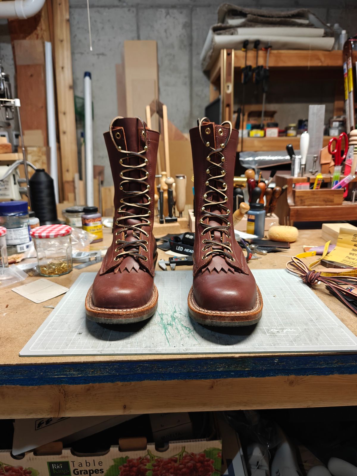 Photo by x24sousa on March 21, 2026 of the White's x Rose Anvil Drifter in Seidel Red Dog Oil Tan.