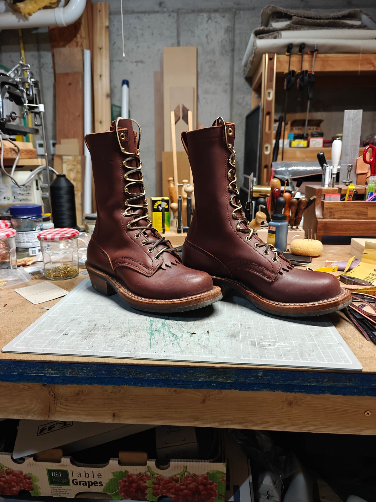 Photo by x24sousa on March 21, 2026 of the White's x Rose Anvil Drifter in Seidel Red Dog Oil Tan.