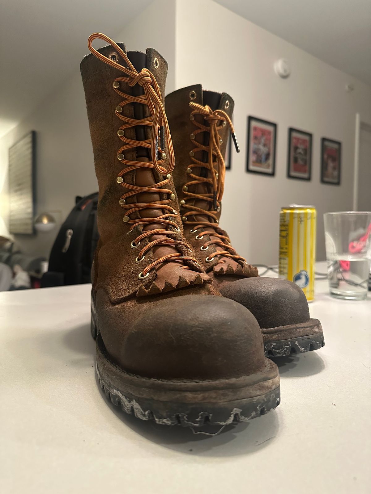 Photo by Refrigeration_Wizard on February 12, 2025 of the Nicks wirecutter in Seidel 1964 Tan Roughout.