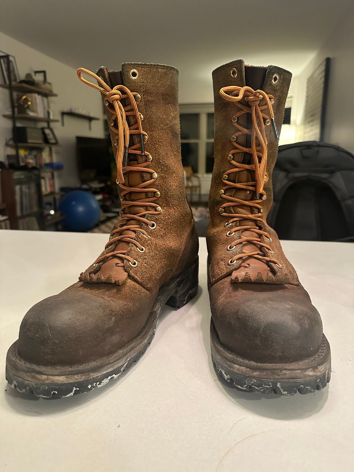 Photo by Refrigeration_Wizard on February 12, 2025 of the Nicks wirecutter in Seidel 1964 Tan Roughout.