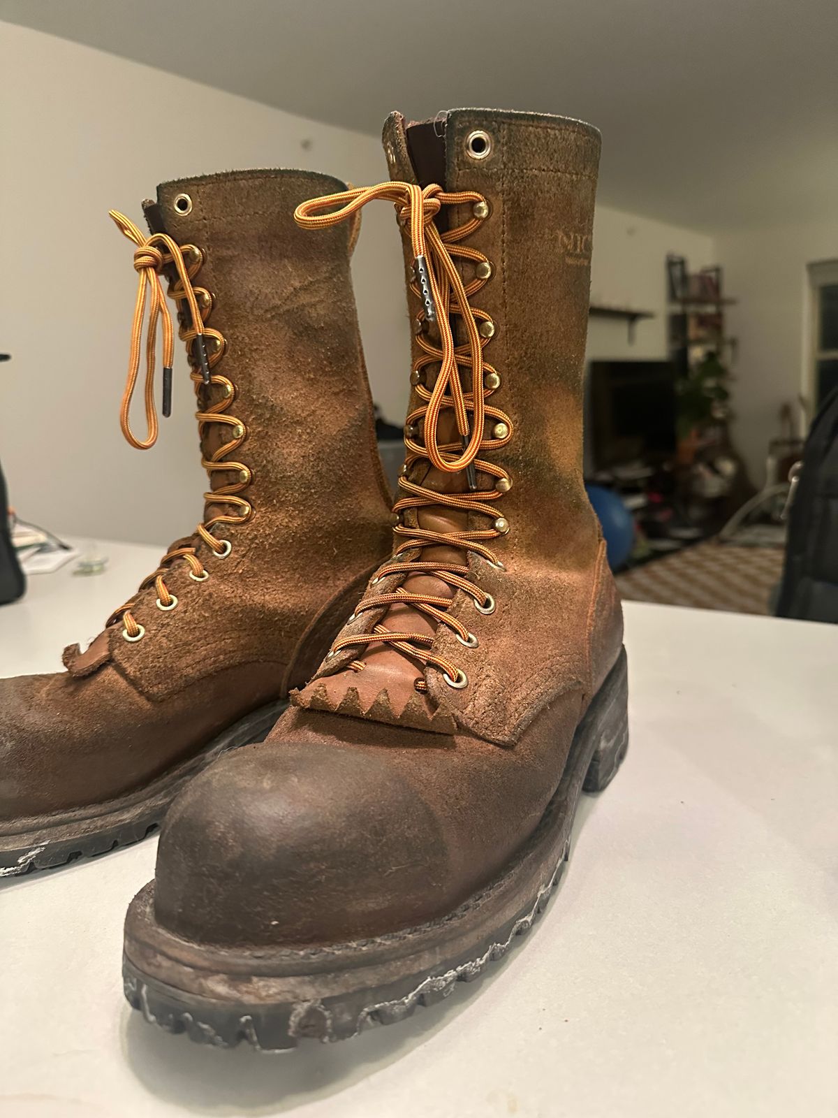 Photo by Refrigeration_Wizard on February 12, 2025 of the Nicks wirecutter in Seidel 1964 Tan Roughout.