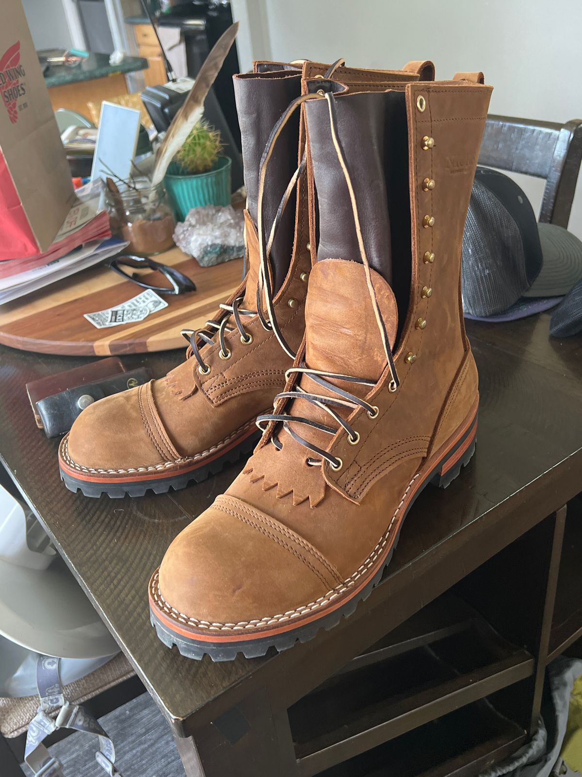 Photo by petejones418 on September 22, 2024 of the Nicks Lace Up Work in Seidel WeatherShield Brown.