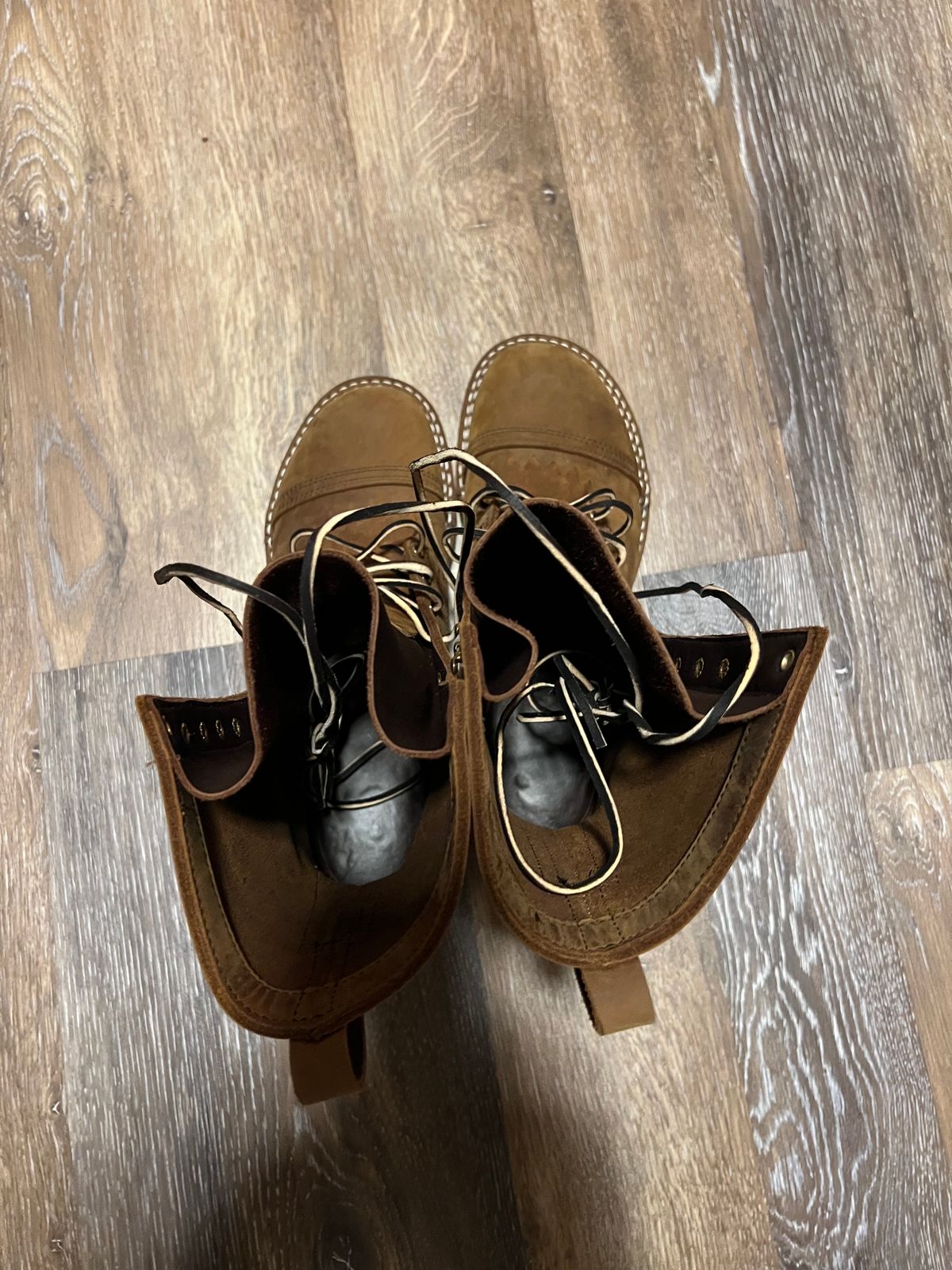 Photo by petejones418 on October 1, 2024 of the Nicks Lace Up Work in Seidel WeatherShield Brown.