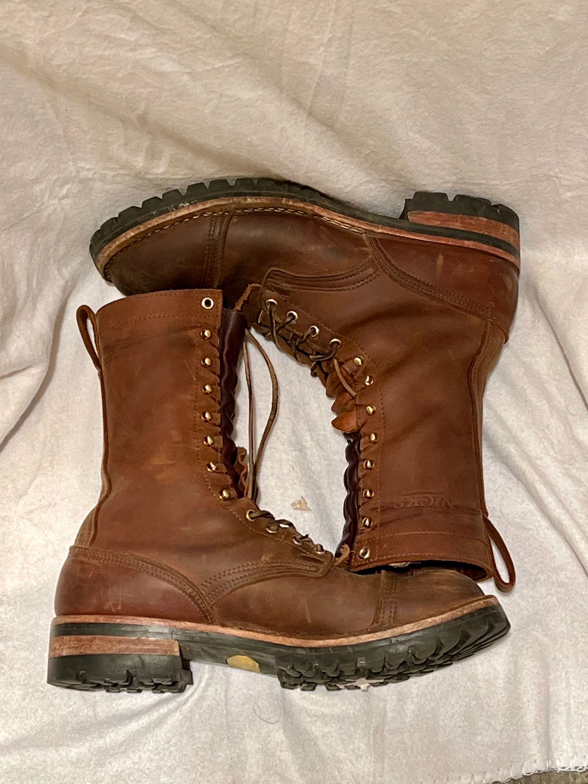 Photo by petejones418 on December 5, 2024 of the Nicks Lace Up Work in Seidel WeatherShield Brown.