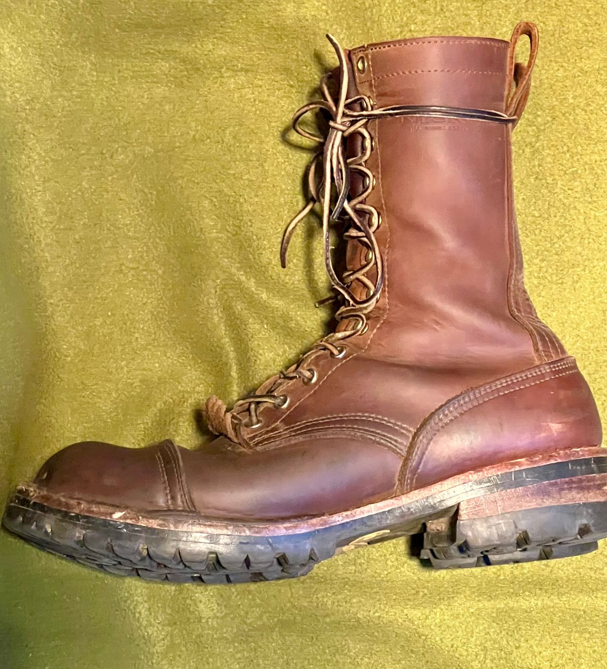 Photo by petejones418 on January 4, 2025 of the Nicks Lace Up Work in Seidel WeatherShield Brown.