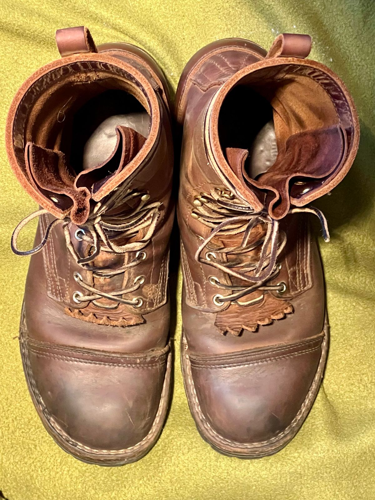 Photo by petejones418 on January 4, 2025 of the Nicks Lace Up Work in Seidel WeatherShield Brown.