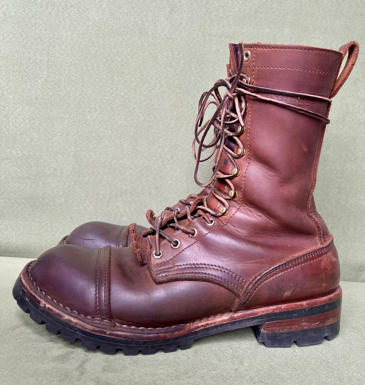 Photo by petejones418 on February 2, 2025 of the Nicks Lace Up Work in Seidel WeatherShield Brown.