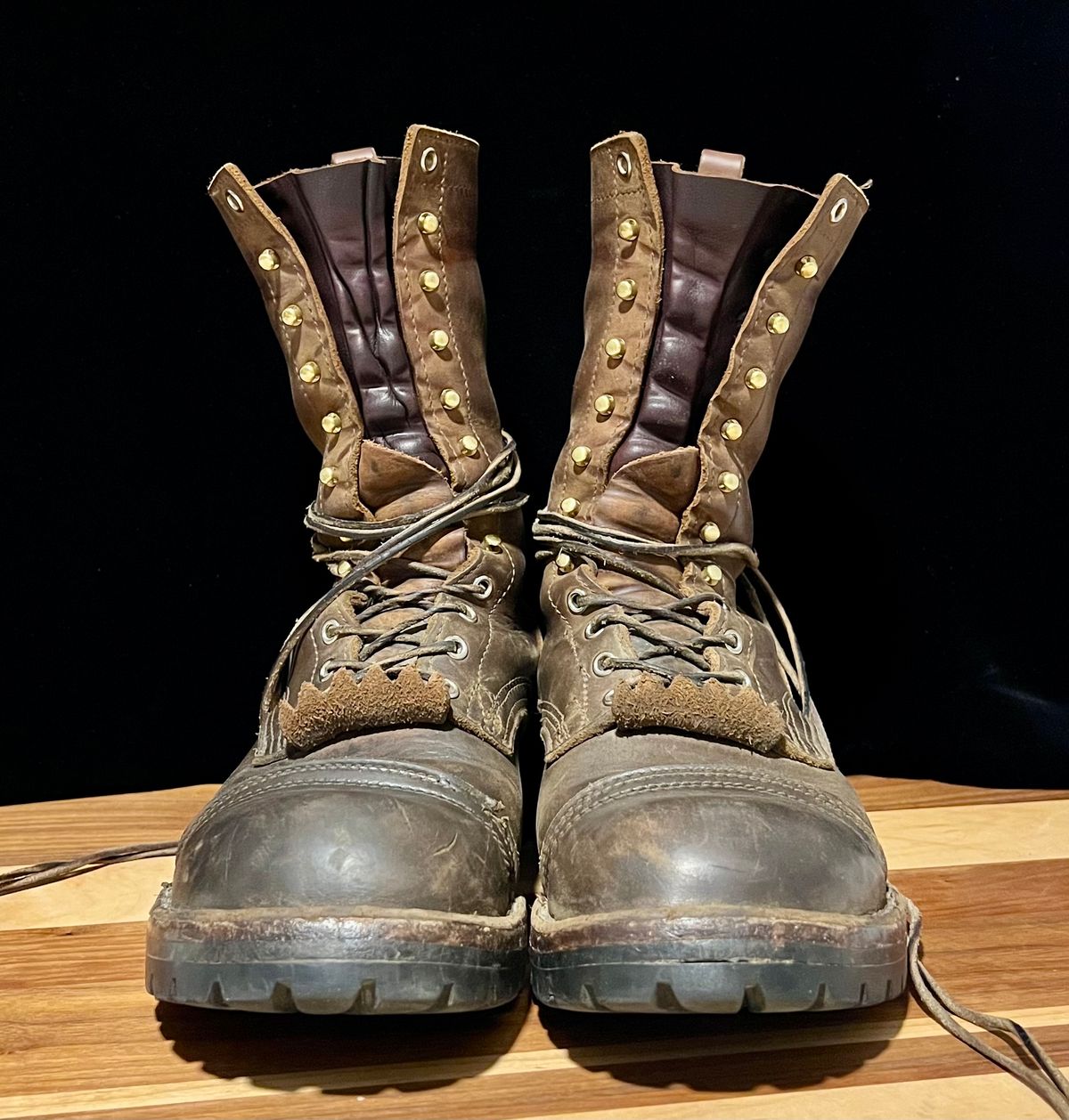 Photo by petejones418 on April 1, 2025 of the Nicks Lace Up Work in Seidel WeatherShield Brown.