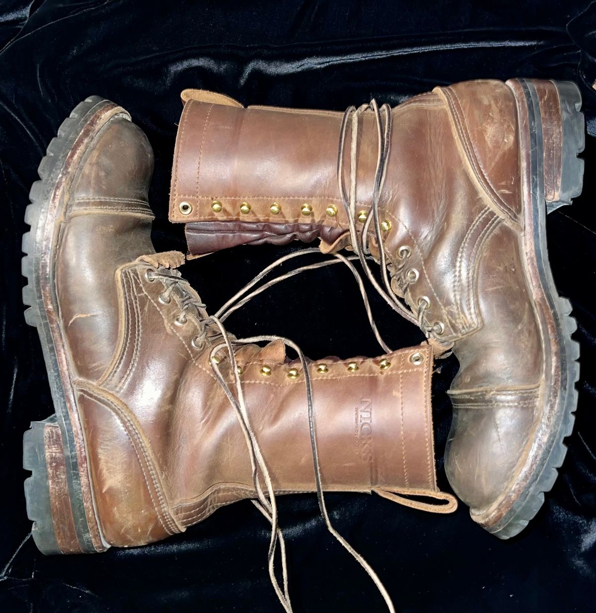 Photo by petejones418 on April 1, 2025 of the Nicks Lace Up Work in Seidel WeatherShield Brown.
