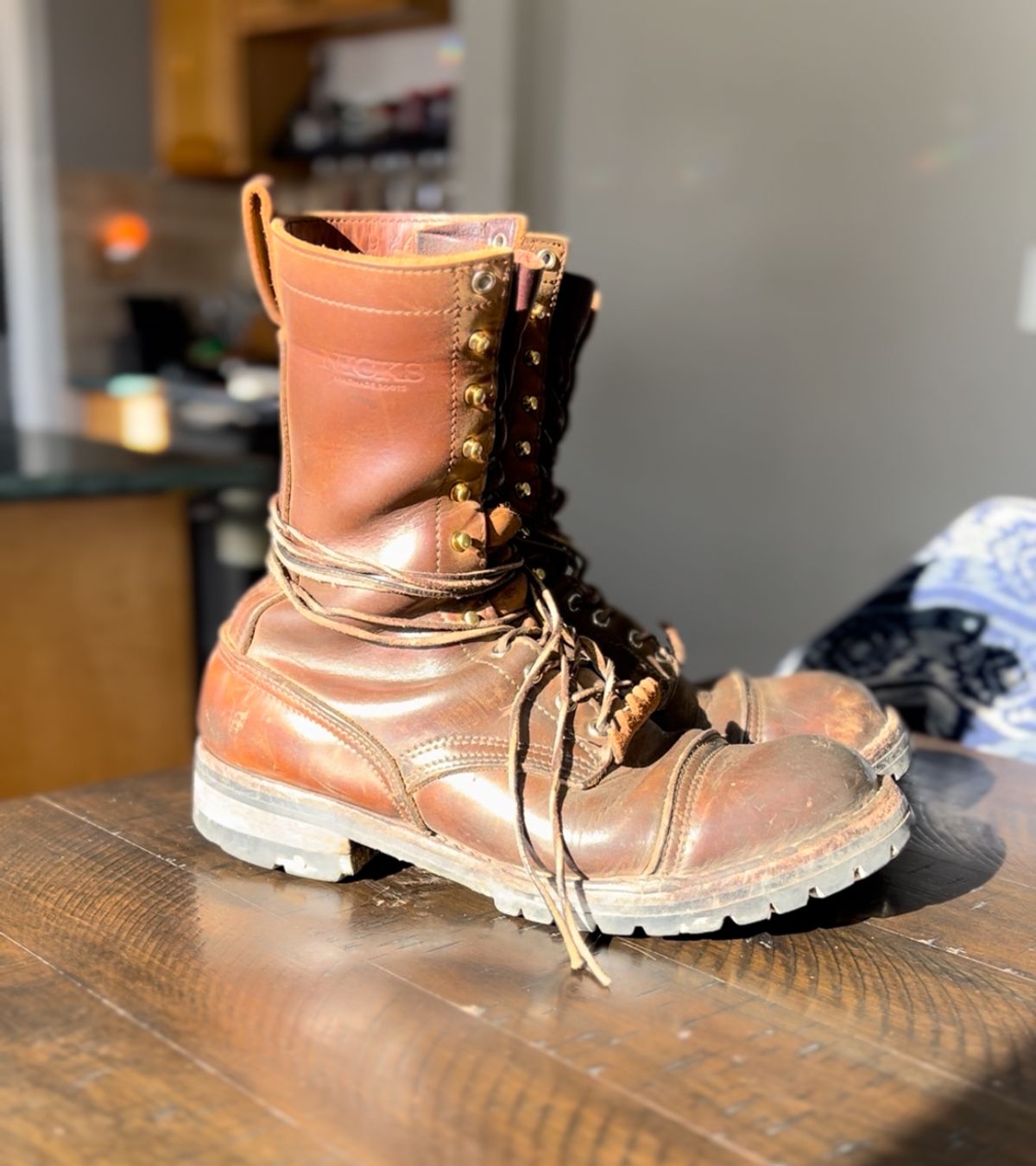 Photo by petejones418 on December 2, 2025 of the Nicks Lace Up Work in Seidel WeatherShield Brown.