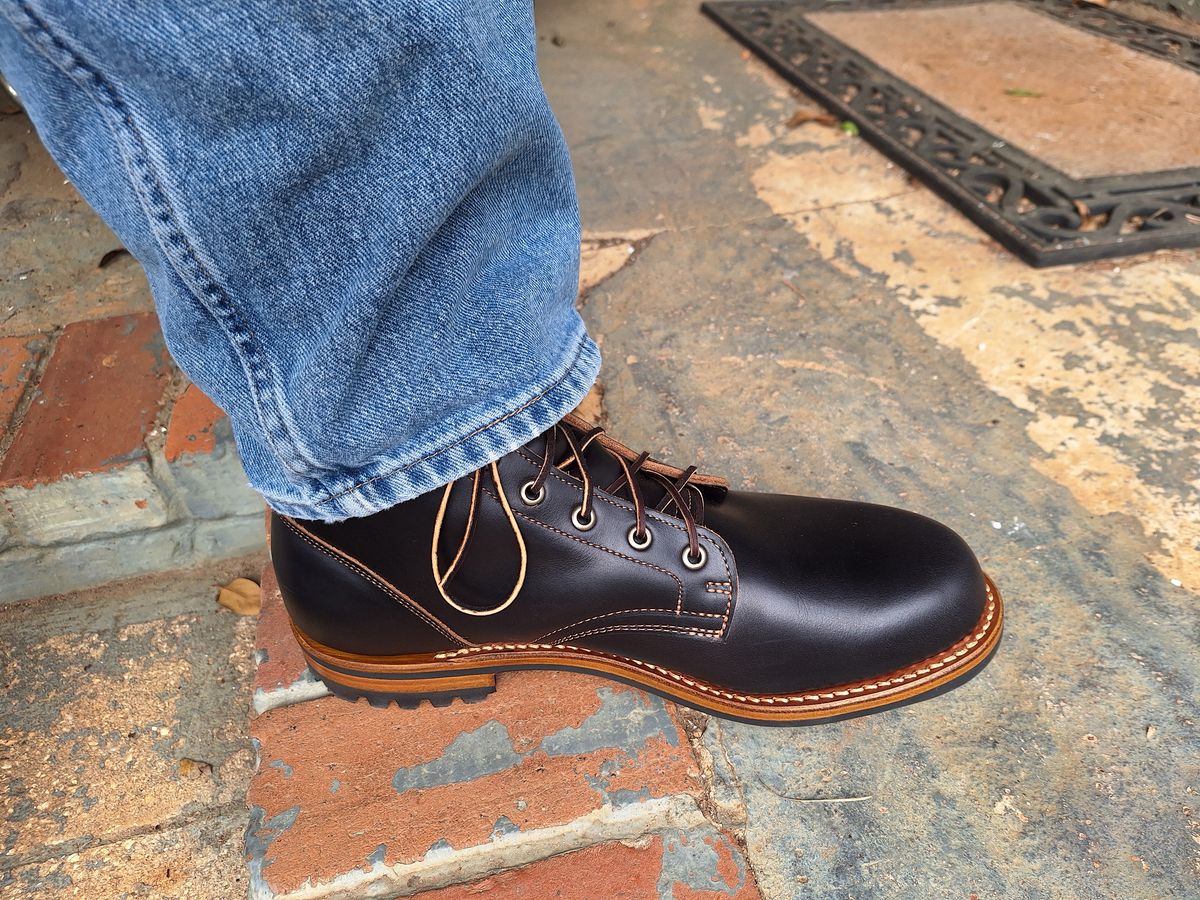 Photo by Arto on November 29, 2024 of the Truman Plain Toe Boot in Seidel Black Double Shot.