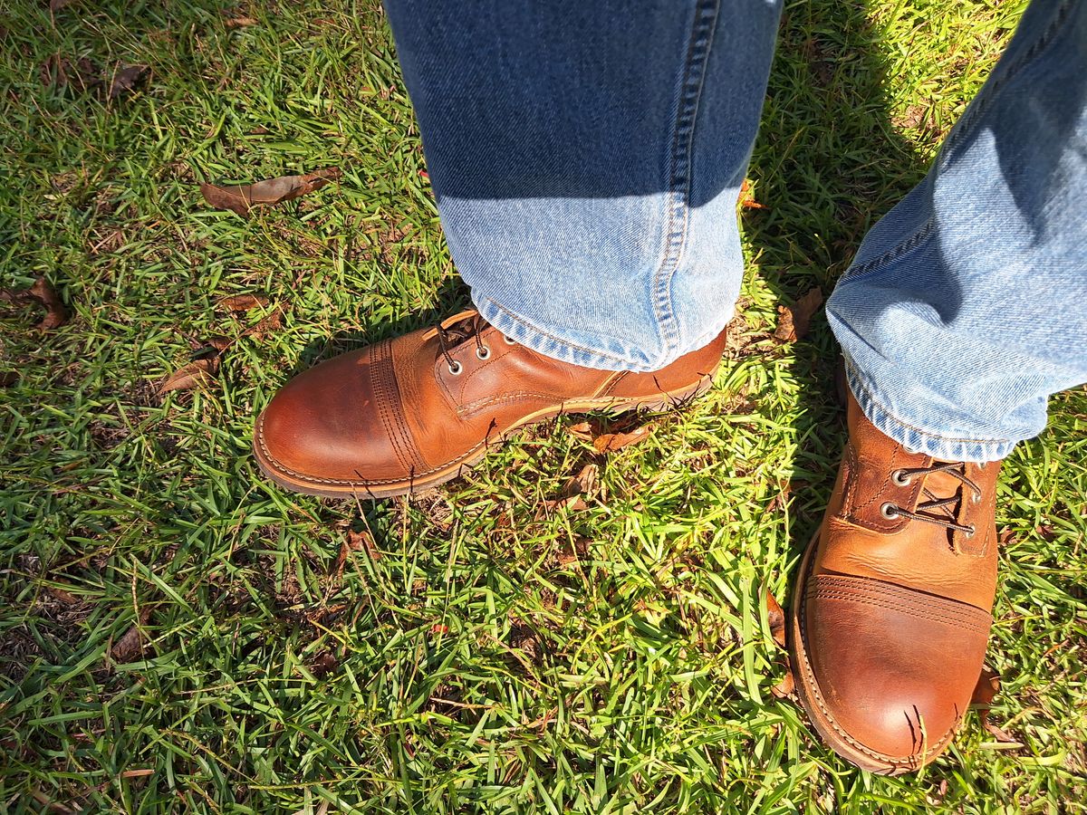 Photo by Arto on October 12, 2024 of the Red Wing Iron Ranger in S.B. Foot Copper Rough and Tough.