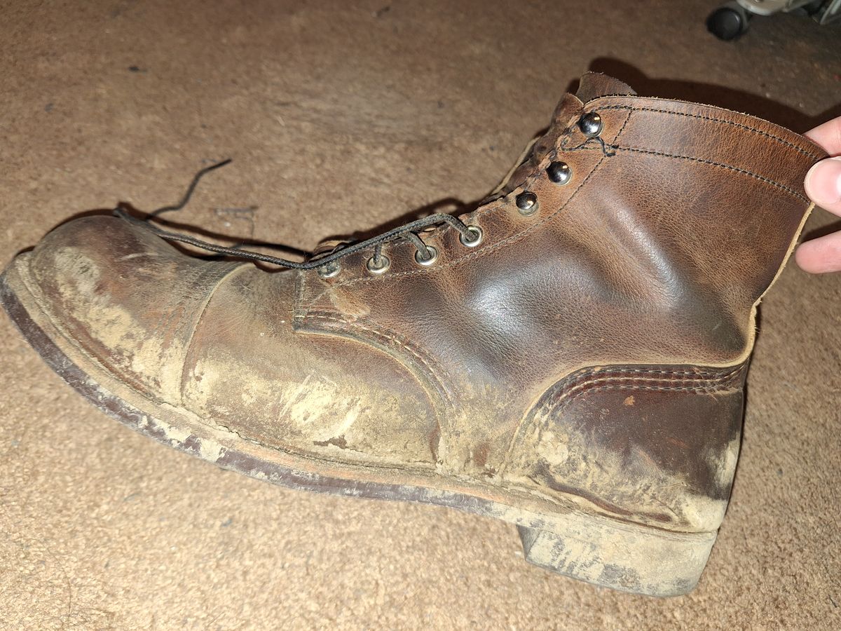 Photo by Arto on November 10, 2024 of the Red Wing Iron Ranger in S.B. Foot Copper Rough and Tough.
