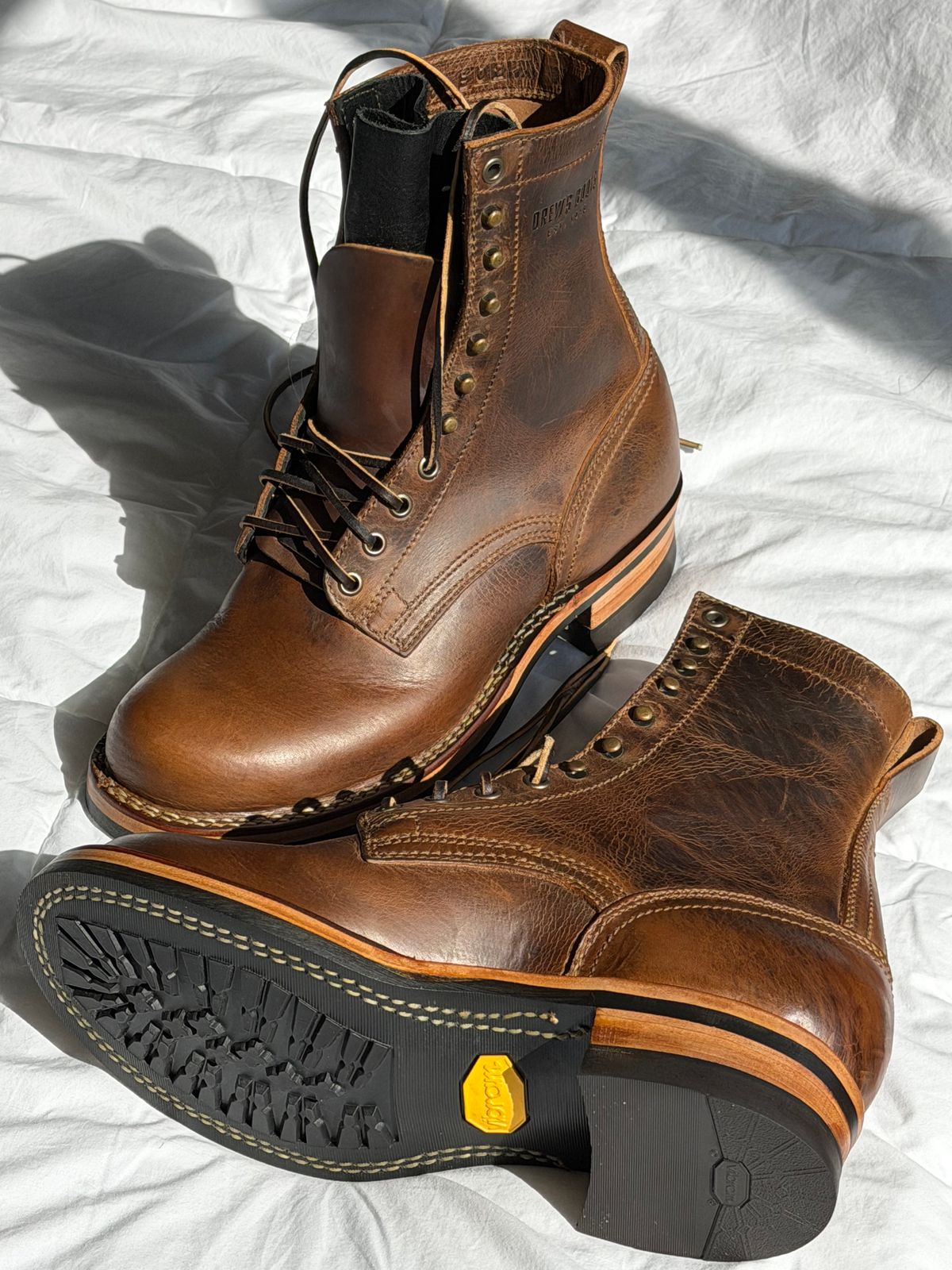 Photo by Dingo_Ugly on February 21, 2026 of the Drew's Boots Contractor 8 Inch in Rowdy Smooth.