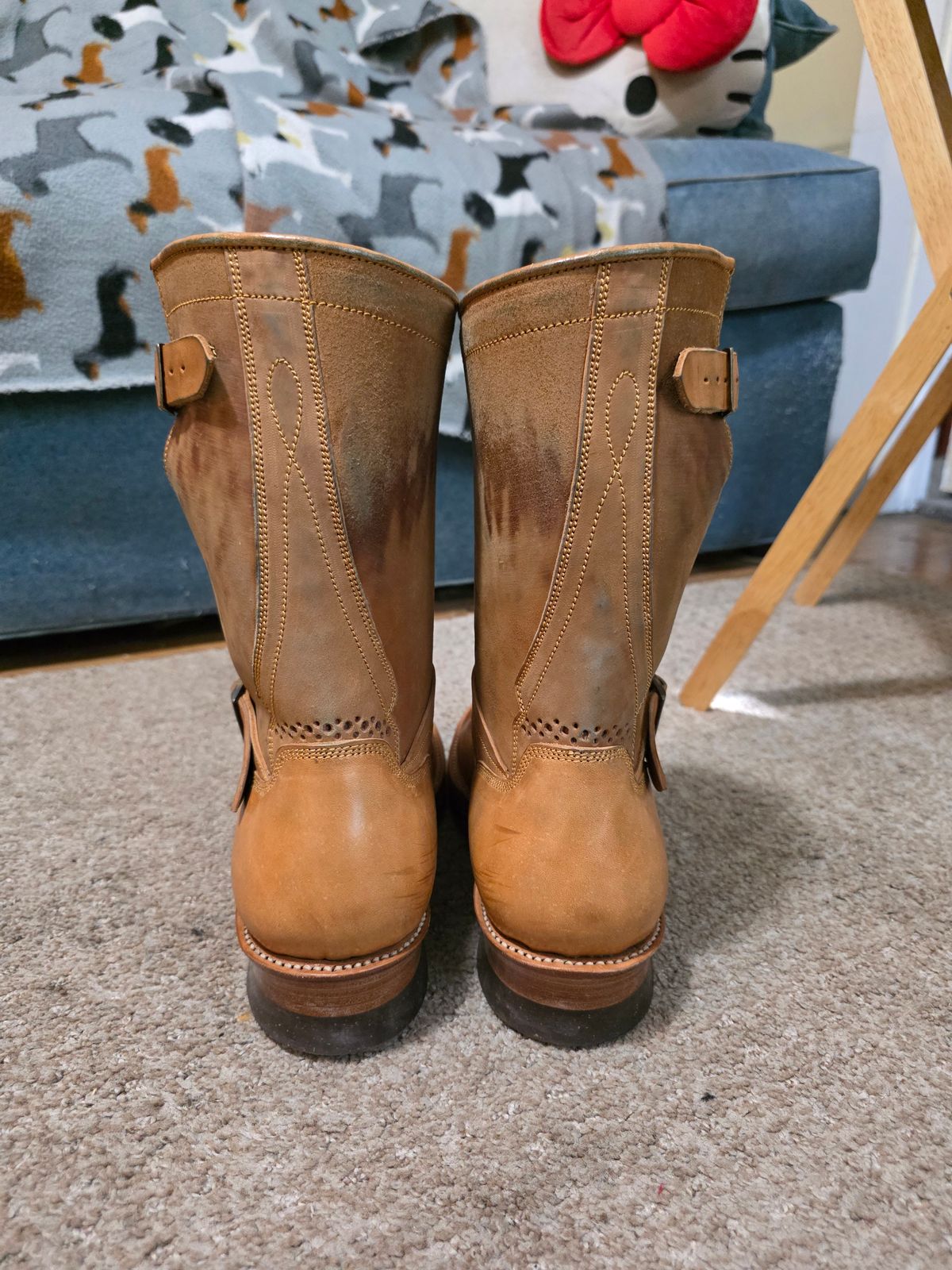 Photo by markieballa on November 5, 2025 of the Fortis Boots Tapak 2.0 Engineer Boots in Maryam 1071 Rovescio Sego Horsebutt.