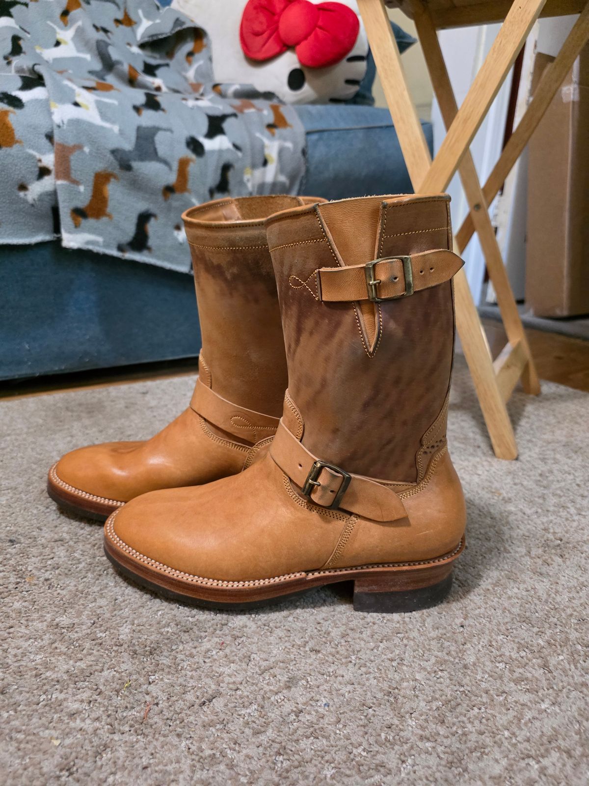 Photo by markieballa on November 5, 2025 of the Fortis Boots Tapak 2.0 Engineer Boots in Maryam 1071 Rovescio Sego Horsebutt.