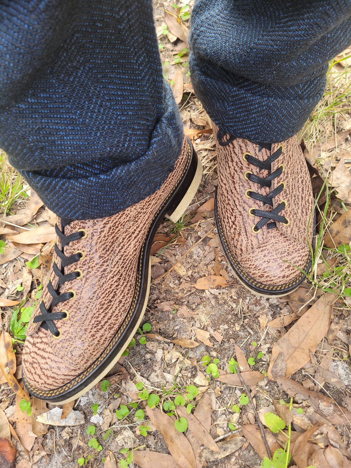 Photo by markieballa on November 12, 2024 of the Fortis Boots Wukong in Conceria Cloe Gem Shark.
