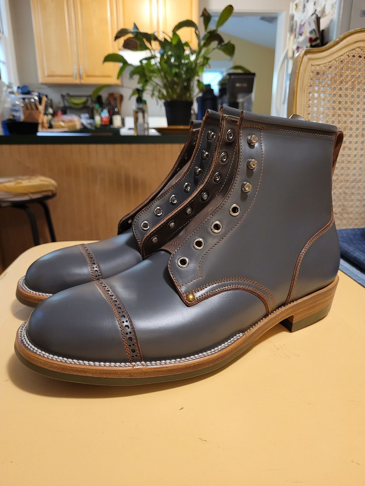Photo by markieballa on November 1, 2024 of the Iron Boots The Chosen One in Maryam Grigio Shell Cordovan.
