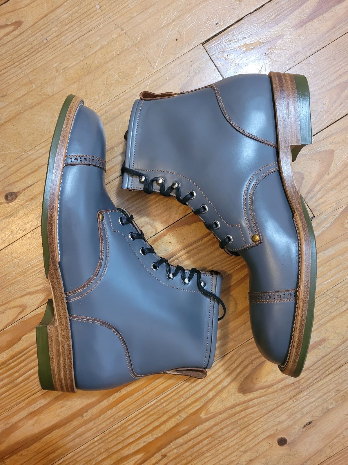 Photo by markieballa on November 1, 2024 of the Iron Boots The Chosen One in Maryam Grigio Shell Cordovan.