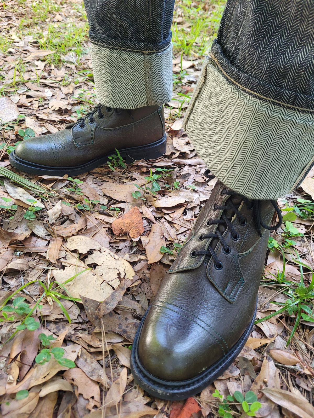 Photo by markieballa on May 21, 2025 of the Tricker's Grassmere Country Boot in C.F. Stead Moss Kudu.