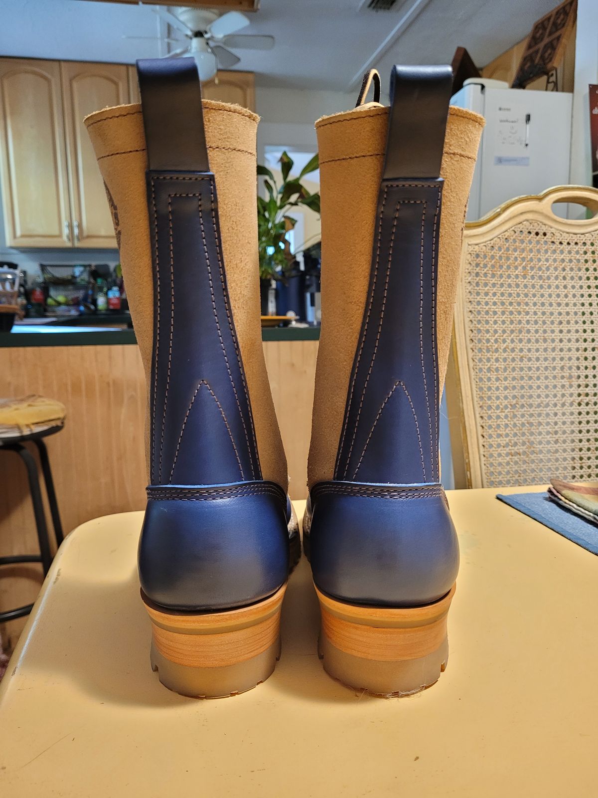 Photo by markieballa on May 6, 2024 of the Frank's Boots Type 2 Highlander in Seidel Tan Teton Roughout & Horween Ink Cavalier.
