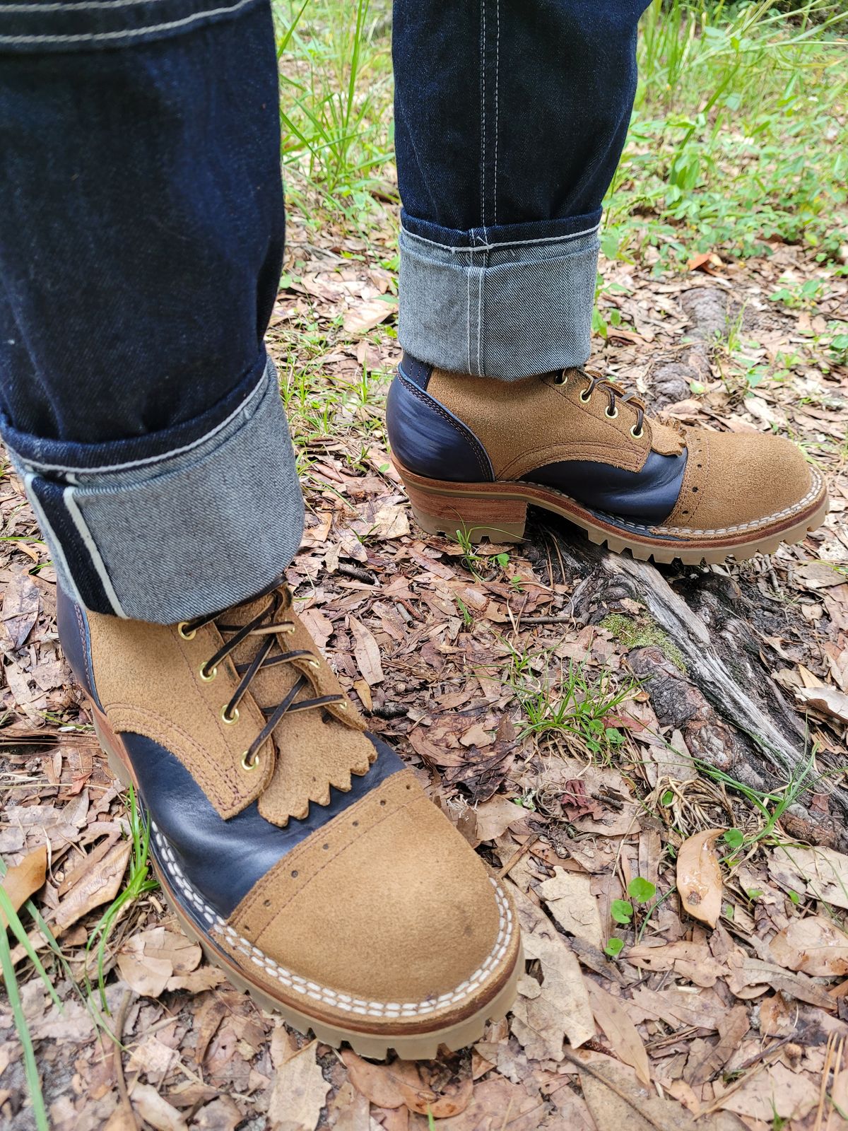 Photo by markieballa on June 26, 2025 of the Frank's Boots Type 2 Highlander in Seidel Tan Teton Roughout & Horween Ink Cavalier.