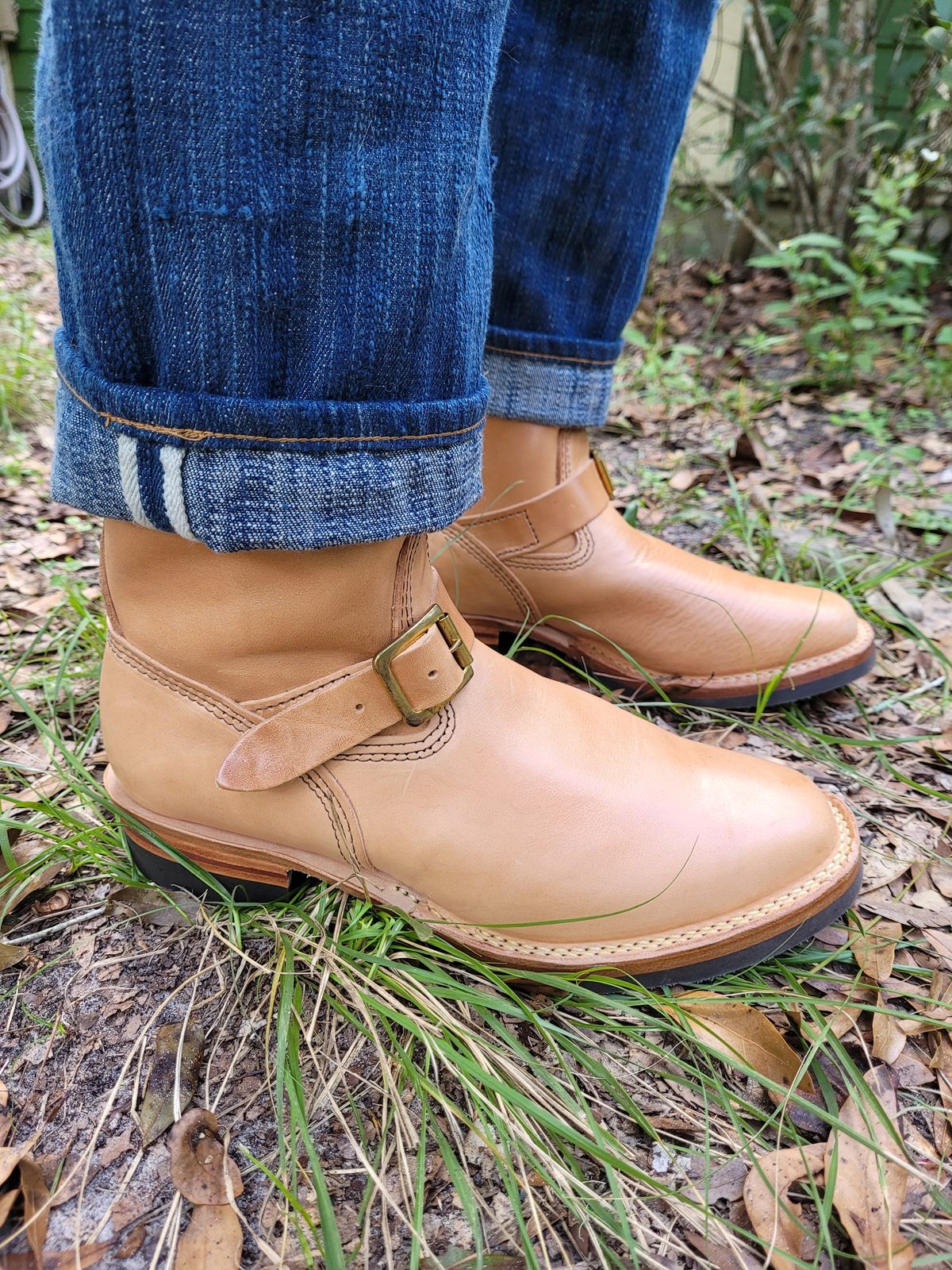 Photo by markieballa on October 4, 2024 of the Wesco Mister Lou in Maryam Natural Horsebutt.
