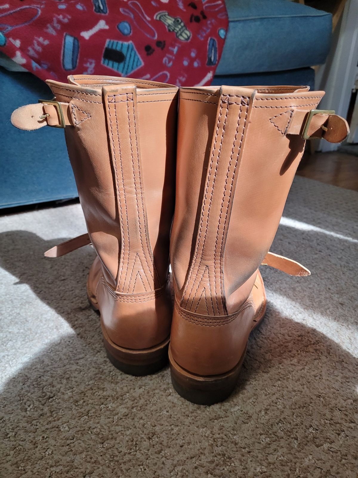 Photo by markieballa on December 3, 2024 of the Wesco Mister Lou in Maryam Natural Horsebutt.